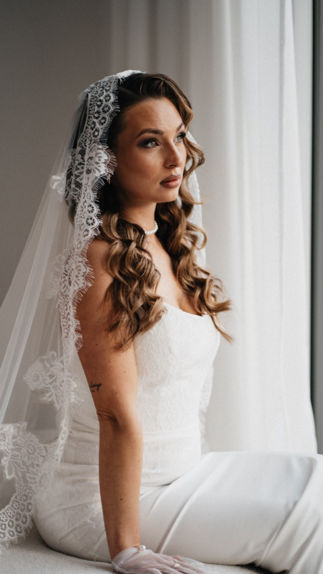 BRIDE Schleier ALENCON - MIAVI COUTURE