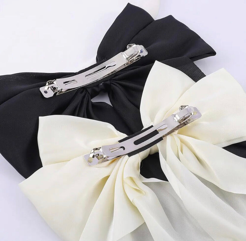 BRIDE HAIR BOW - MIAVI COUTURE